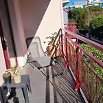Apartment - D'automne: Agreable T3 Pour 4 Avec Balcon, Parking Et Proche - Fr-1-420-30 *